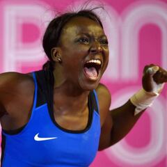 Sinisterra: "Un reto estar aquí, hay que cuidarse de todas"