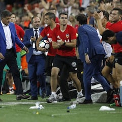 Míchel no piensa en dimitir