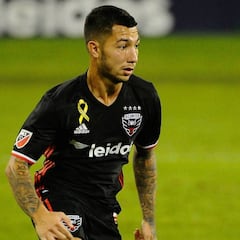 Lucho Acosta: “Para que le vaya bien a Rooney tenemos todos que hacer las cosas bien”