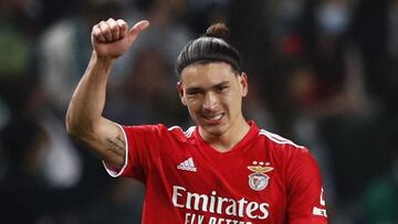 El Benfica gana al Mar¨ªtimo y sigue buscando ser segundo