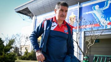 Cadenas rescinde el contrato con Brest aunque quería seguir