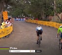 Imagen con mayúsculas del s.XXI del ciclismo: Evenepoel revienta así a Pogacar en una foto histórica