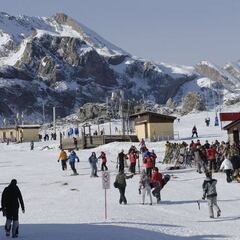 Piden un esfuerzo para evitar el cierre de Candanchú