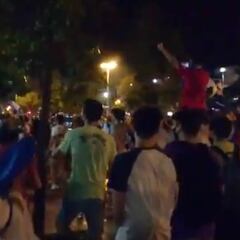 Así no: Sabadell, punto caliente del COVID-19 se echó a la calle para celebrar el ascenso