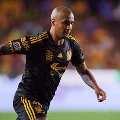 Tigres oficializa salida del “Chaka” y Venegas