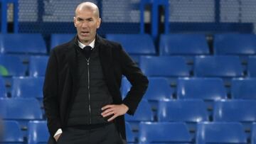 Soccer Football - Champions League - Semi Final Second Leg - Chelsea v Real Madrid - Stamford Bridge, London, Britain - May 5, 2021 Real Madrid coach Zinedine Zidane REUTERS/Toby Melville