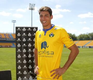 Presentación de rafa Páez como jugador del Alcorcón.