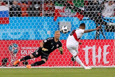Seis penaltis se?alados con el VAR, dos fallados