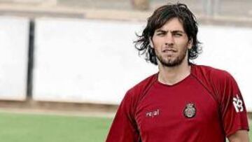 <b>RECUPERADO. </b>Germ¨¢n Lux podr¨ªa jugar el domingo ante el Athletic.