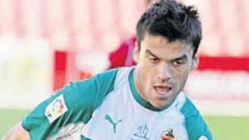 <b>EXPERIENCIA. </b>El capitán Benja ya sabe lo que es salvarse in extremis con el Elche hace siete campañas.
