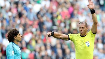 Los seleccionados mexicanos dieron la bienvenida al VAR