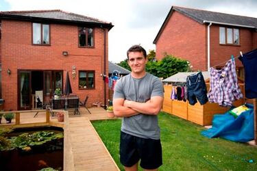 Deja a su novia y un día después a ella le toca la lotería