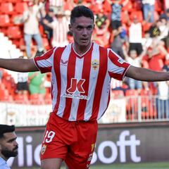 El Real Madrid, pendiente de la ‘operación Arribas’