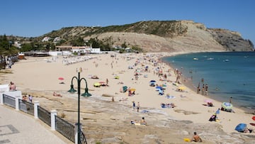 Praia da Luz, lugar en cuyas inmediaciones desapareci&oacute; Madeleine en 2007.