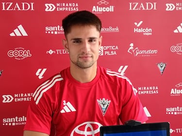 Fer Medrano: “Tenemos que ser más agresivos en campo contrario” 