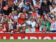 Soccer Football - UEFA Women's Champions League - Semi Final - First Leg - Arsenal v OL Lyonnes - Emirates Stadium, London, Britain - April 26, 2026 Arsenal's Olivia Smith celebrates scoring their second goal Action Images via Reuters/Paul Childs