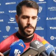 Pablo Insua: "Estoy centrado en el Huesca, aunque puede pasar cualquier cosa"