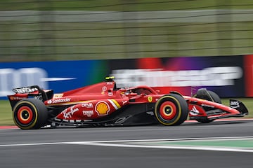 Carlos Sainz durante la carrera del domingo del GP de China.