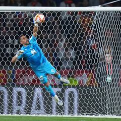 “Bravo está entre los cinco mejores arqueros del mundo”