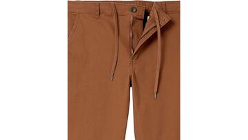 Pantalón chino jogger marrón para hombre de Amazon Essentials