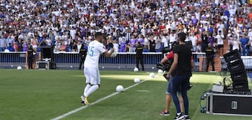 Theo Hernández's Real Madrid unveiling in pictures