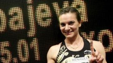 <b>LA REINA. </b>Isinbayeva, tras batir el récord el pasado 23 de febrero.