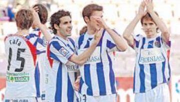 <b>FIESTA. </b>Los jugadores del Valladolid esperan celebrar el ascenso a Primera en Tenerife.