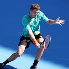 Carreño entra al cuadro final de Shanghái al superar a Koepfer