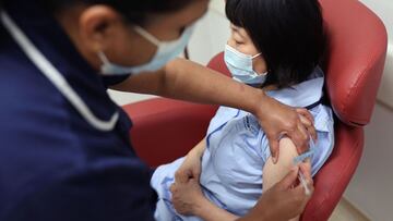 Un experto pide cautela con la vacuna de Pfizer