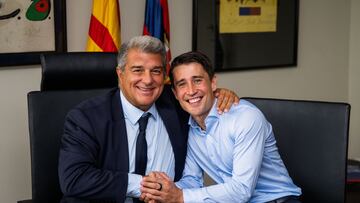 Bojan, con Laporta el día de su regreso al club azulgrana.