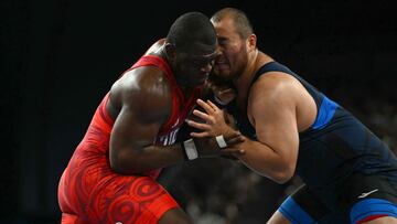 Mijaín López avanza a semifinales en los Juegos Olímpicos de París 2024