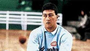 <b>EL GRAN EMBAUCADOR.</b> El argentino Daniel Pérez empleó documentos falsos para jugar como español en el Murcia, que ganó una fase de ascenso al Obradoiro.