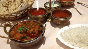 Disfruta de los mejores planes en casa pidiendo comida a domicilio