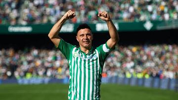 El capit&aacute;n del Betis pas&oacute; a la historia de la Primera Divisi&oacute;n de Espa&ntilde;a al marcar su primer hat-trick a los 38 a&ntilde;os. Supero a Alfredo Di St&eacute;fano como el m&aacute;s viejo en hacerlo.