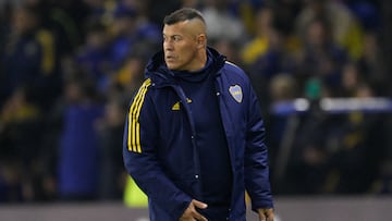 Boca Juniors' head coach Jorge Almiron looks on during the Copa Libertadores group stage second leg football match between Argentina's Boca Juniors and Venezuela's Monagas at La Bombonera stadium in Buenos Aires on June 29, 2023. (Photo by JUAN MABROMATA / AFP)