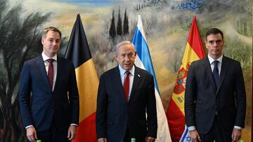 Spanish Prime Minister Pedro Sanchez and Belgian Prime Minister Alexander de Croo pose during a meeting with Israeli Prime Minister Benjamin Netanyahu in Jerusalem, November 23, 2023. Borja?Puig de la?Bellacasa/Moncloa Palace/Handout via Reuters      MANDATORY CREDIT. NO RESALES. NO ARCHIVES. THIS IMAGE HAS BEEN SUPPLIED BY A THIRD PARTY
