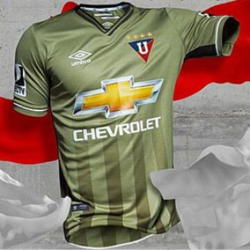Uniforme del Querétaro, entre los 20 más bellos de la campaña 2016-17