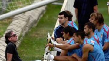 Pitarch no coloca a los descartes e incomoda a Quique