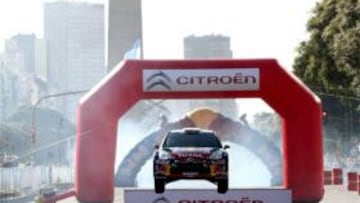 Loeb y Ogier en el Obelisco.