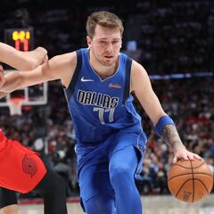 Doncic, el mejor de unos Mavs que ya son penúltimos del Oeste