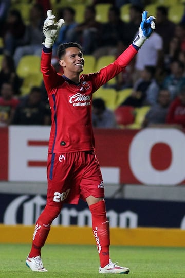 Action photo during the match Morelia vs Leon, Corresponding a 5st round of the Clausura 2016 Cup MX at Jose Maria Morelos y Pavon stadium. 


Foto de accion durante el partido Morelia vs Leon, correspondiente Jornada 5 de la Copa Corona MX del Torneo Clausura 2016, en el estadio Jose Maria Morelos y Pavon, en la foto: Luis Malagon de Morelia

24/02/2016/MEXSPORT/Antonio Garcia.