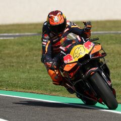 Pol: “Vamos como el burro que persigue la zanahoria”