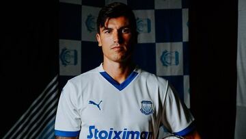 Castel ficha por Apollon.