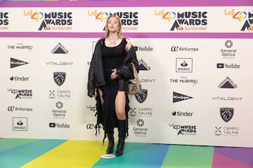 Vivik en el photocall de LOS40 Music Awards Santander.