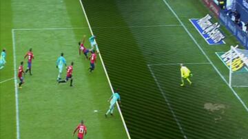 Osasuna reclamó fuera de juego de Suárez en el 0-1