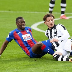 El Levante envía al Eibar a la última posición de la tabla