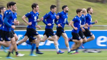 Los realistas se lanzan en Zubieta.