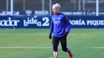 Bryan durante un entrenamiento en Tajonar.