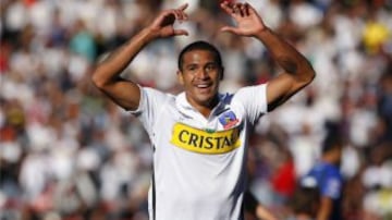 El colombiano jugó en Colo Colo entre 2008 y 2010. En esta fecha eliminatoria fue convocado por Pekerman. Con los albos ganó dos campeonatos.Es jugador de Atlético Nacional.