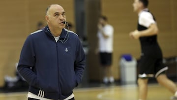 16/01/18 ENTRENAMIENTO DEL REAL MADRID DE BALONCESTO PABLO LASO ENTRENADOR